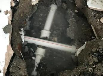 巴马阳台漏水维修公司为您分享楼上楼下漏水怎么处理